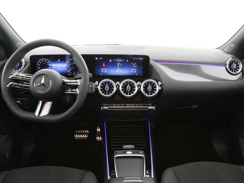 Mercedes GLA 180  d Automatic diesel bianco