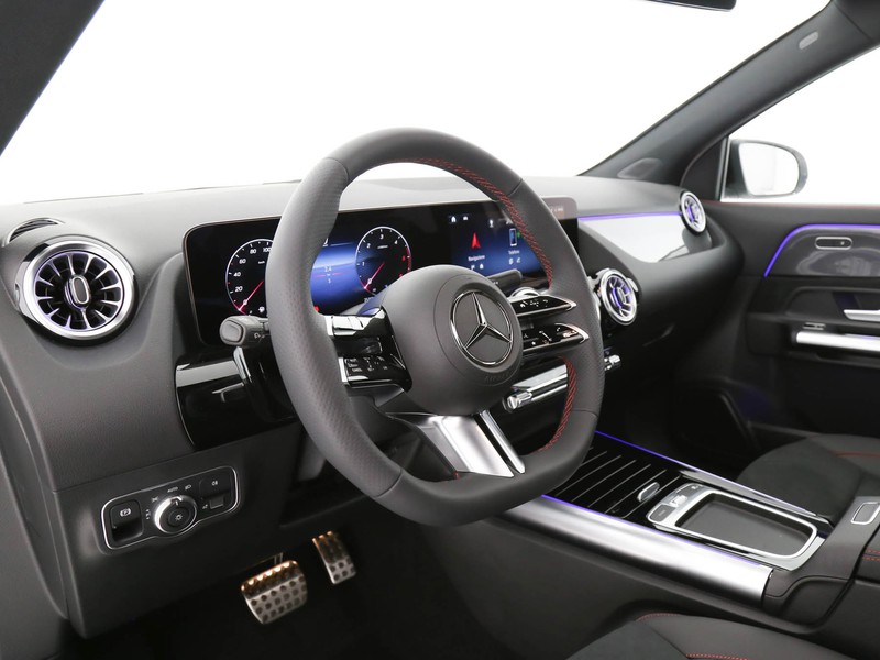 Mercedes GLA 180  d Automatic diesel bianco