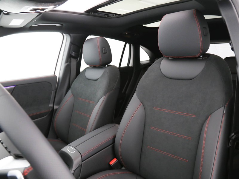 Mercedes GLA 180  d Automatic diesel bianco