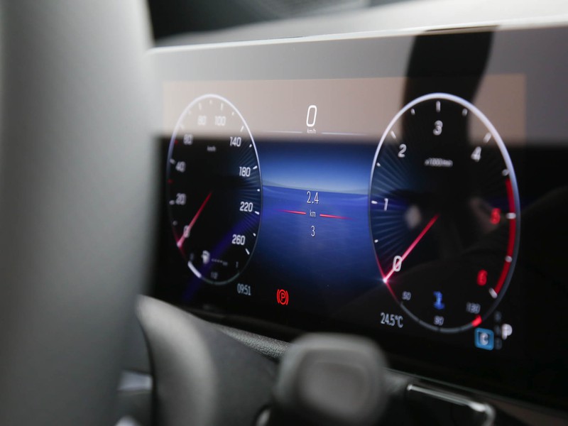 Mercedes GLA 180  d Automatic diesel bianco