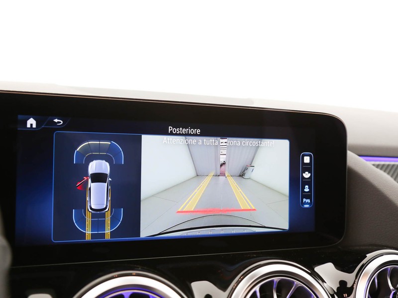 Mercedes GLA 180  d Automatic diesel bianco