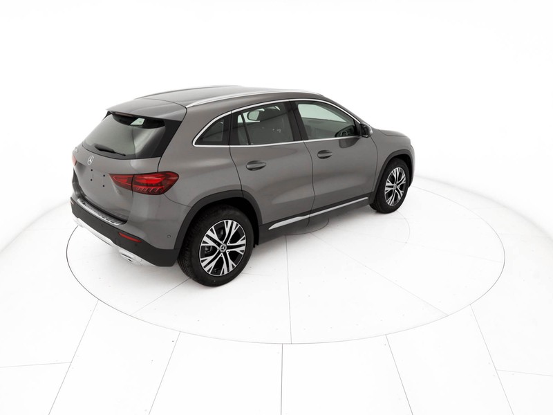 Mercedes GLA 180  d Automatic diesel grigio