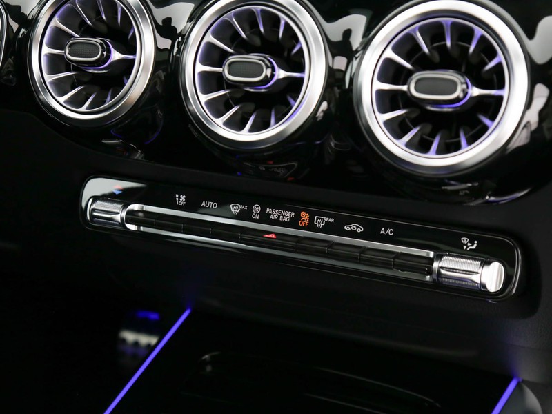 Mercedes GLA 200 d Automatic diesel argento