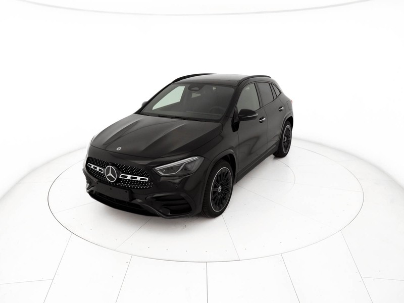 Mercedes GLA 200 d Automatic 4MATIC diesel nero