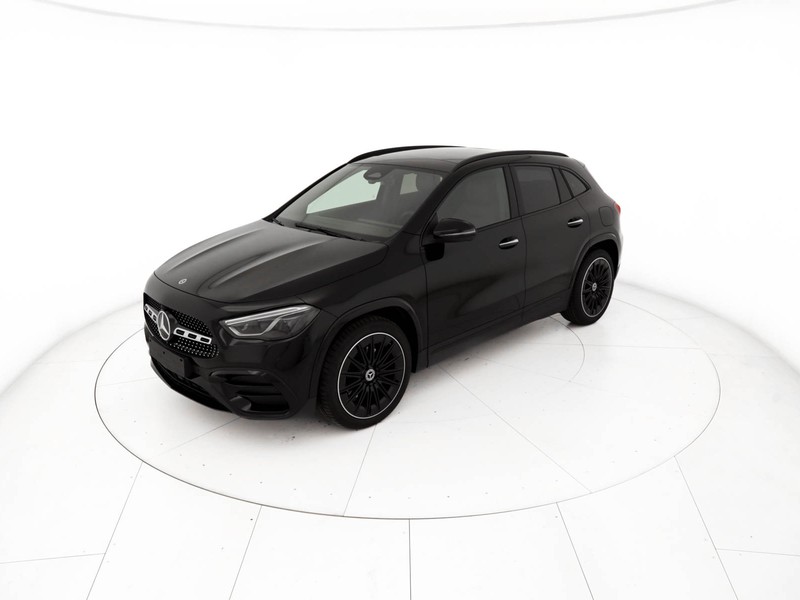 Mercedes GLA 200 d Automatic 4MATIC diesel nero