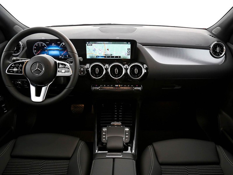 Mercedes GLA 200 d sport plus auto diesel grigio