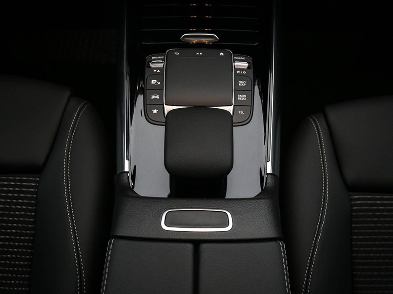 Mercedes GLA 200 d sport plus auto diesel grigio