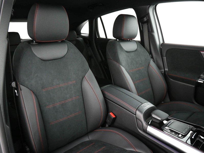 Mercedes EQA 250 premium elettrica grigio