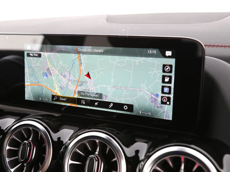 Mercedes EQA 250 premium elettrica grigio