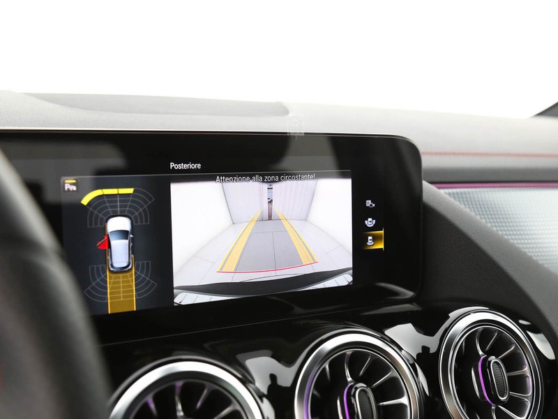 Mercedes EQA 250 premium elettrica grigio