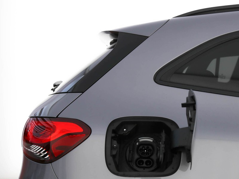 Mercedes EQA 250 premium elettrica grigio