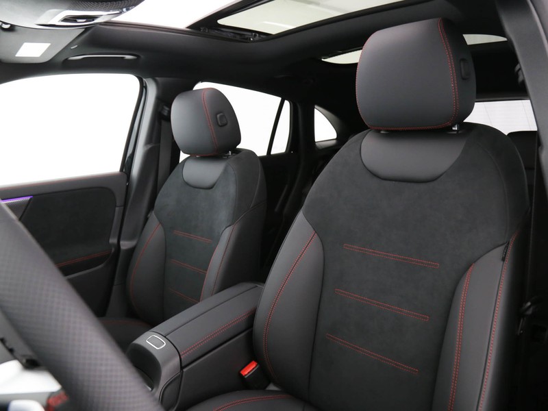 Mercedes GLA 180 Automatic benzina nero