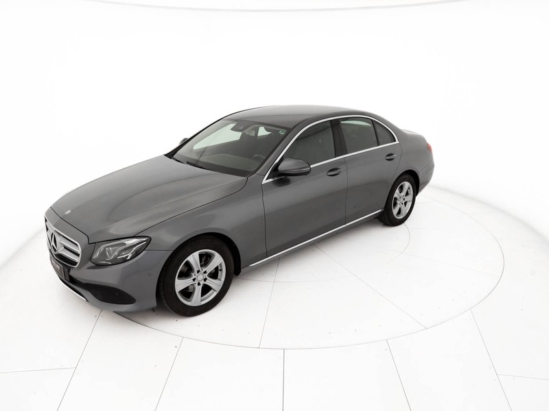 Mercedes Classe E Berlina 200 business sport auto diesel grigio