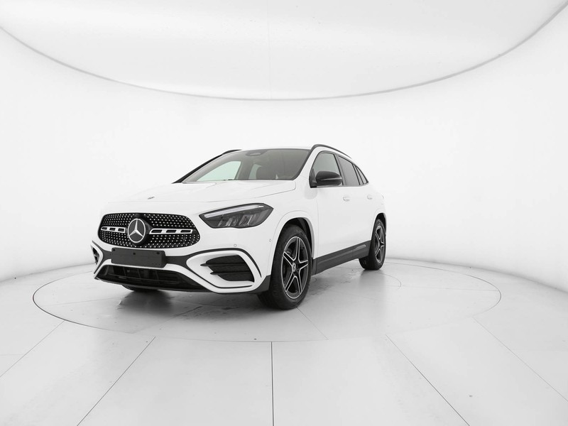 Mercedes GLA 180 d amg line advanced plus auto diesel bianco