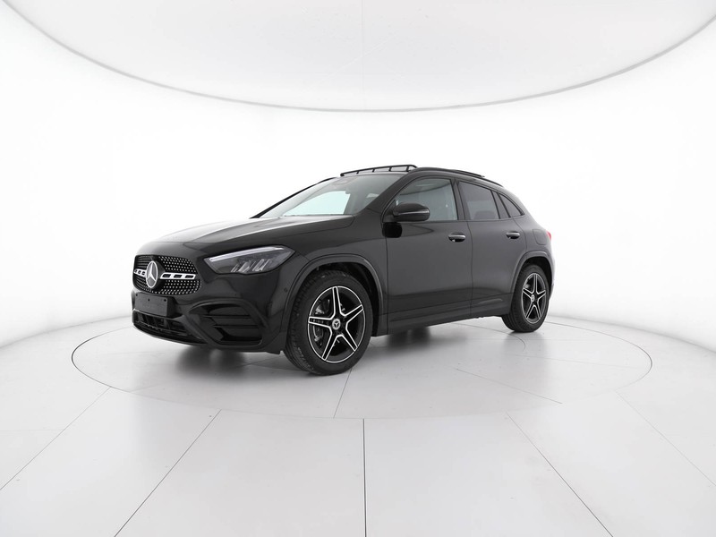Mercedes GLA 180 Automatic benzina nero