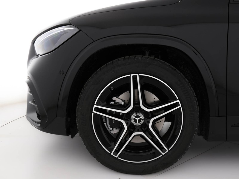 Mercedes GLA 180 Automatic benzina nero