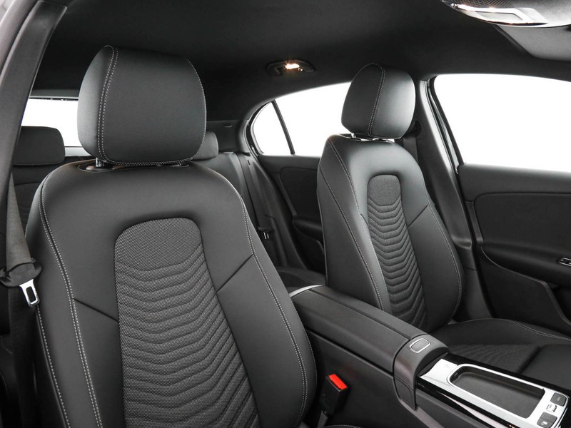 Mercedes Classe A A 180 benzina nero