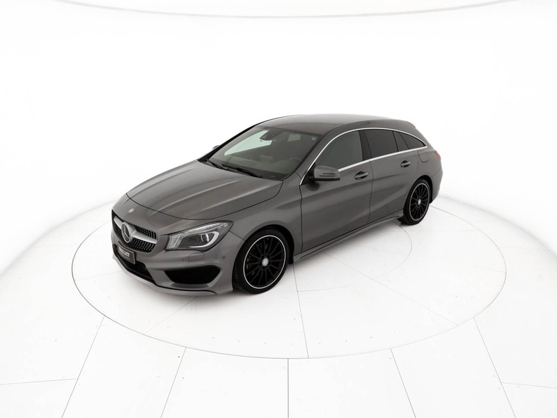 Mercedes CLA Shooting Brake 220 d S.W. 4Matic Automatic Premium diesel grigio