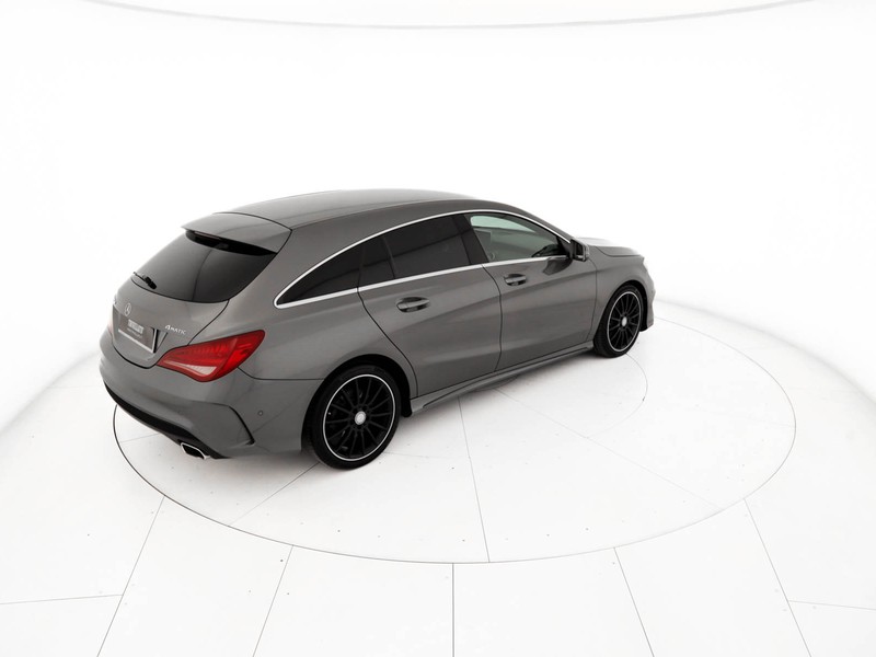 Mercedes CLA Shooting Brake 220 d S.W. 4Matic Automatic Premium diesel grigio