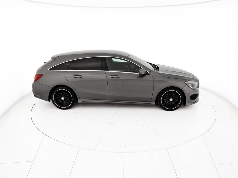 Mercedes CLA Shooting Brake 220 d S.W. 4Matic Automatic Premium diesel grigio