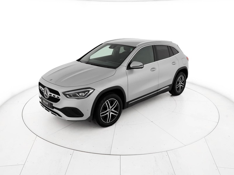 Mercedes GLA 200 d sport plus auto diesel argento