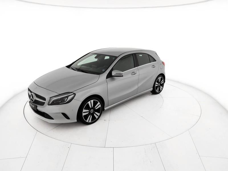 Mercedes Classe A 180 d sport activity edition auto diesel argento