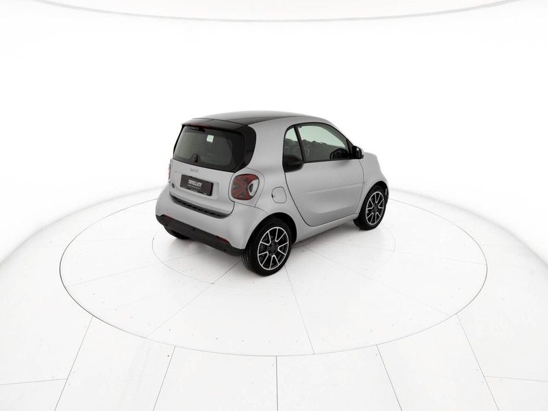 Smart Fortwo eq mattrunner 22kw elettrica nero