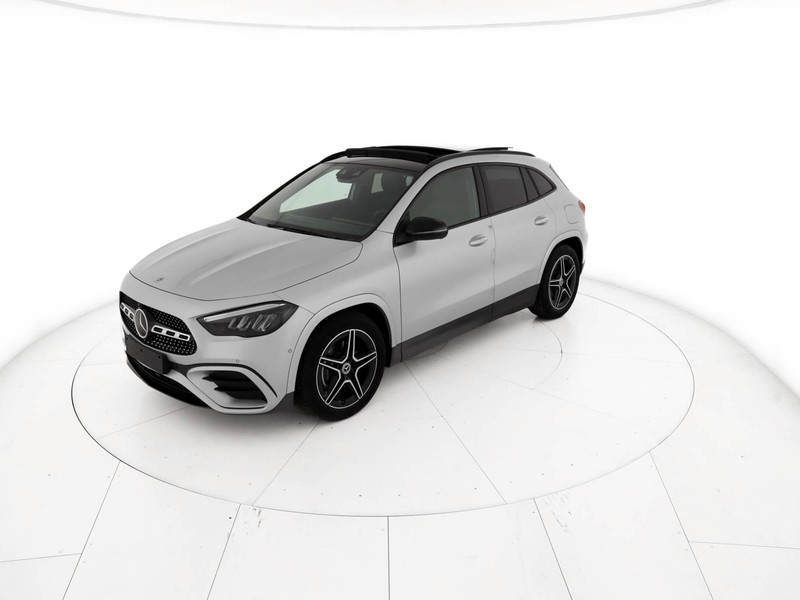 Mercedes GLA 200 d amg line premium auto