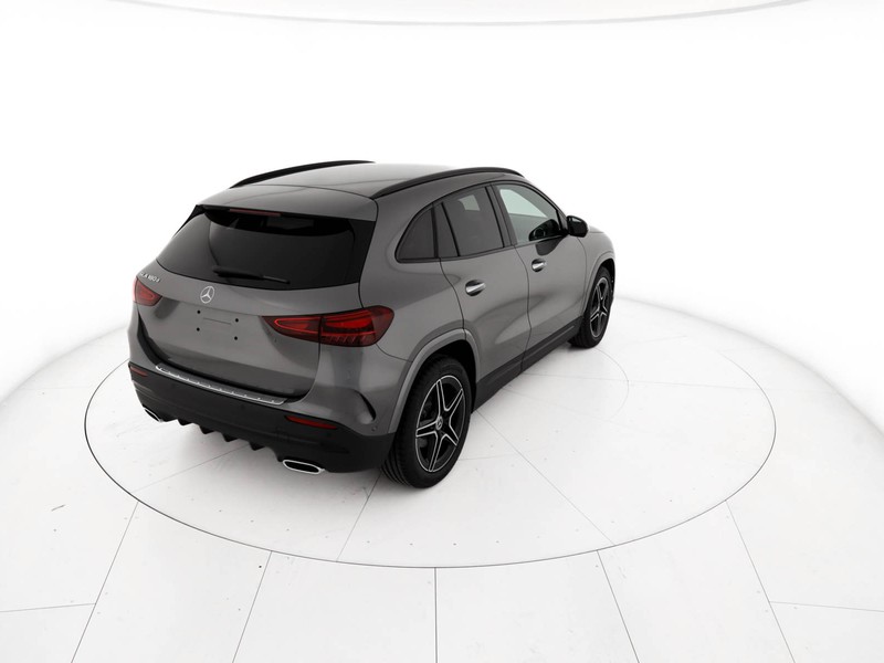 Mercedes GLA 180 d amg line advanced plus auto