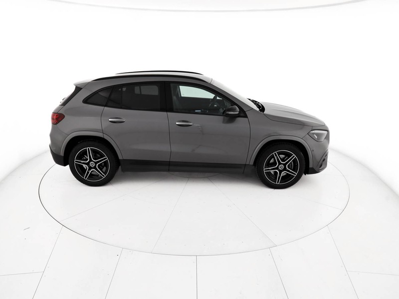 Mercedes GLA 180 d amg line advanced plus auto