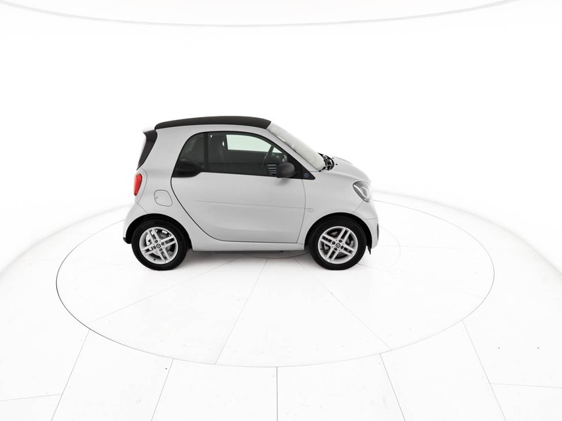 Smart Fortwo eq pure 22kw elettrica grigio