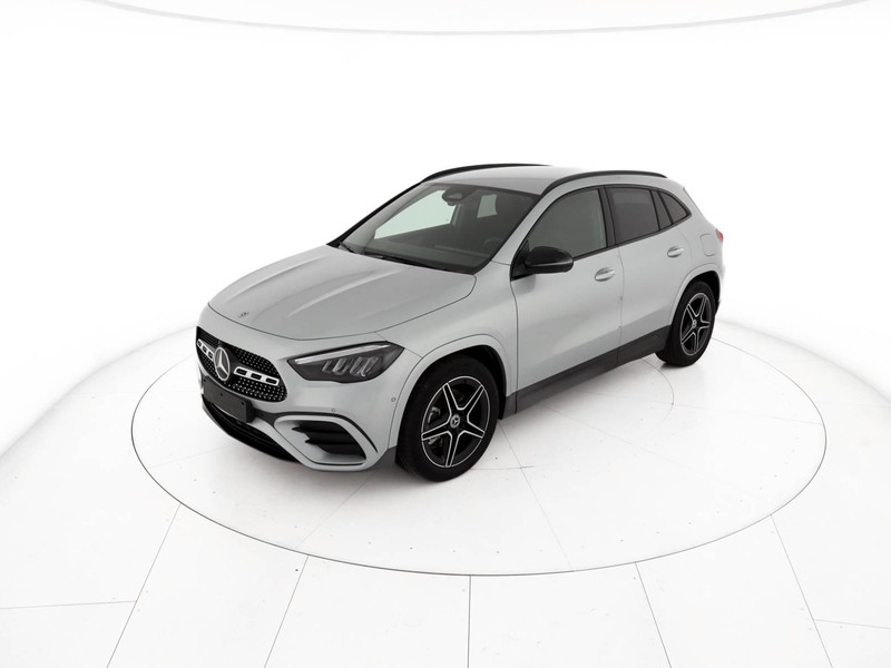 Mercedes GLA 200 d amg line advanced plus auto diesel argento