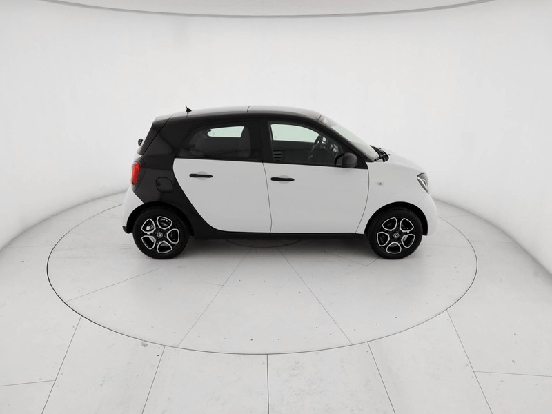 Smart Forfour 1.0 youngster 71cv twinamic my18 benzina bianco