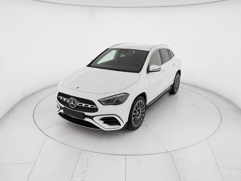 Mercedes GLA 200 d amg line advanced plus auto diesel bianco