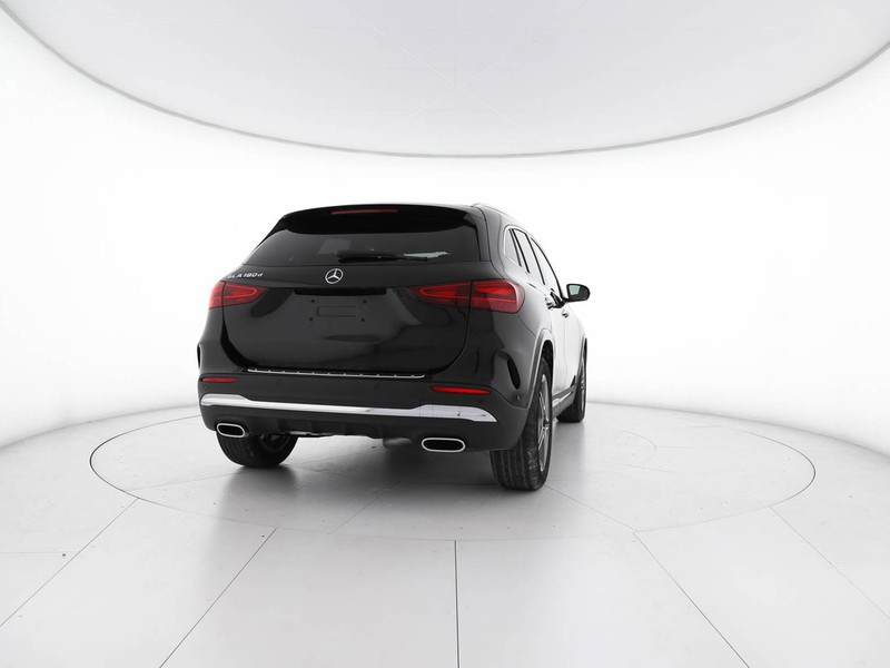 Mercedes GLA 180 d amg line advanced plus auto diesel nero