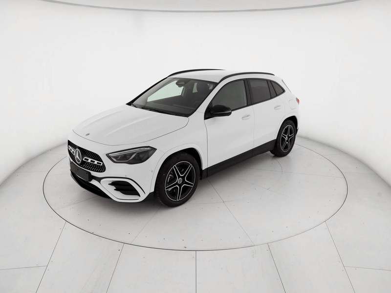 Mercedes GLA 180 d amg line advanced plus auto diesel bianco