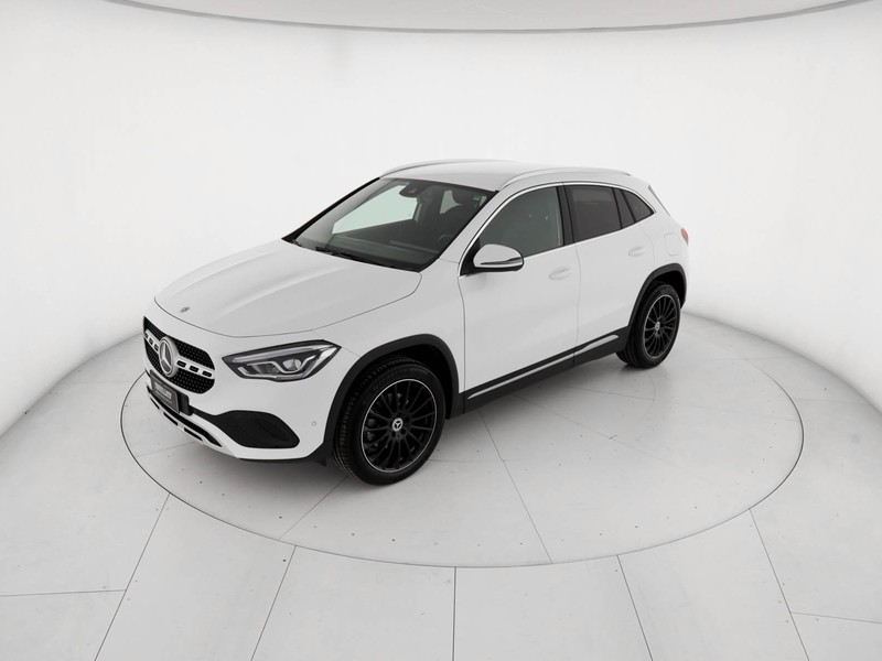 Mercedes GLA 200 d sport plus auto