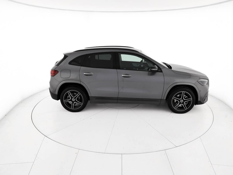 Mercedes GLA 250 e phev amg line premium auto ibrido grigio