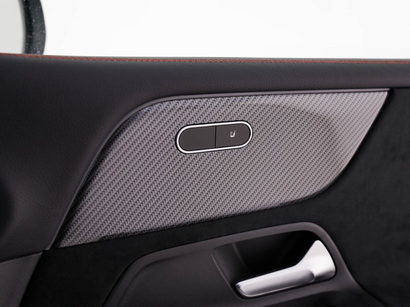 Mercedes GLB 180 d amg line advanced plus auto diesel nero