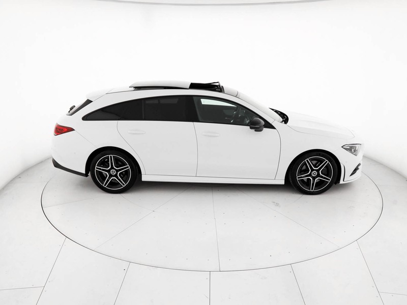 Mercedes CLA Shooting Brake  200 d premium auto diesel bianco