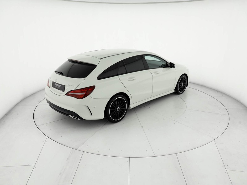 Mercedes CLA Shooting Brake  200 d premium 4matic auto fl diesel bianco