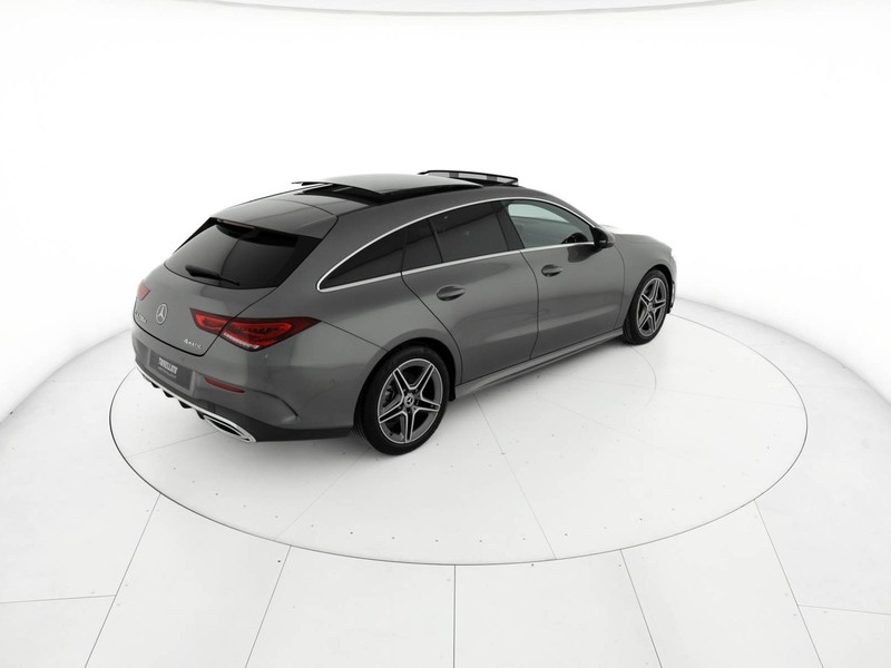 Mercedes CLA Shooting Brake  200 d premium 4matic auto