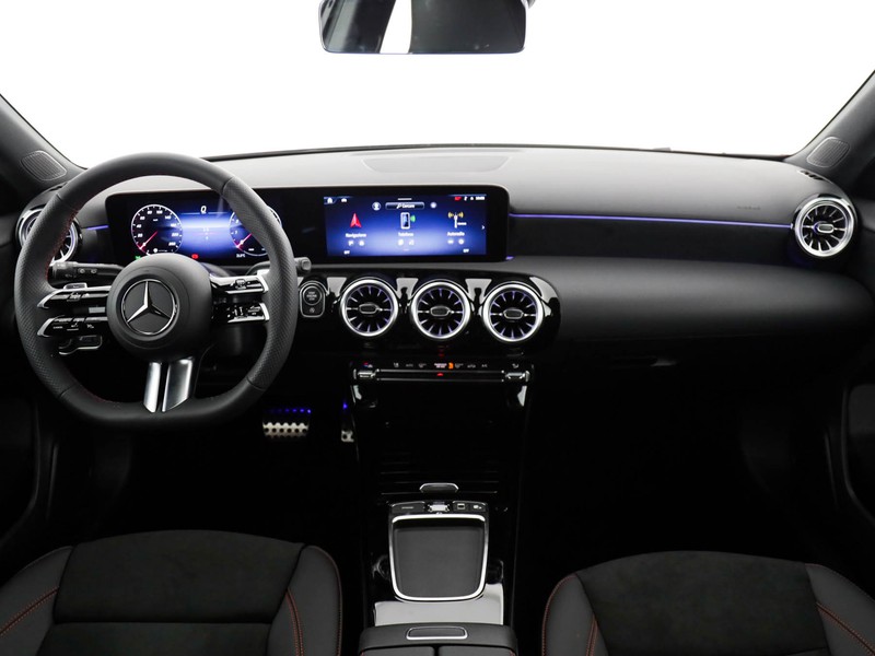 Mercedes Classe A 180 amg line advanced plus auto