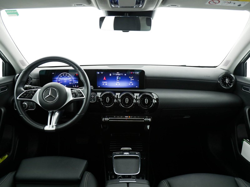 Mercedes Classe A 180 d advanced auto diesel bianco