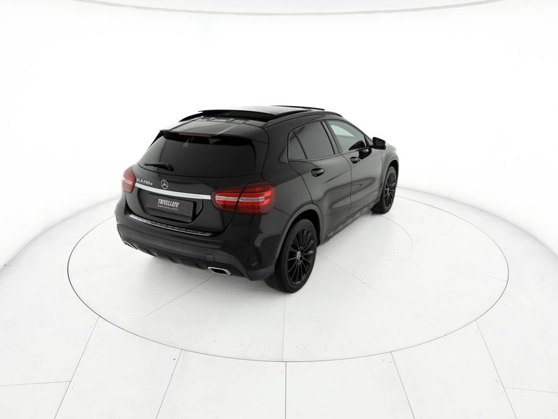 Mercedes GLA 200 d night edition auto diesel nero