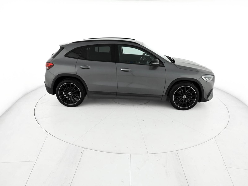 Mercedes GLA 200 d premium auto diesel grigio