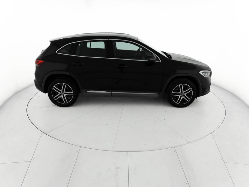 Mercedes GLA 200 d sport plus auto diesel nero