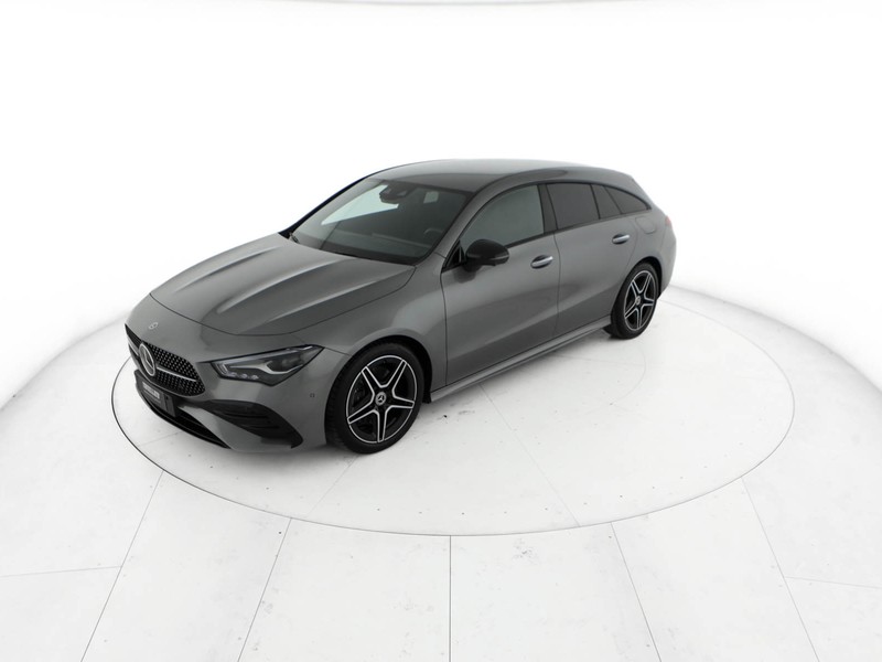 Mercedes CLA Shooting Brake  200 d amg line premium auto diesel grigio