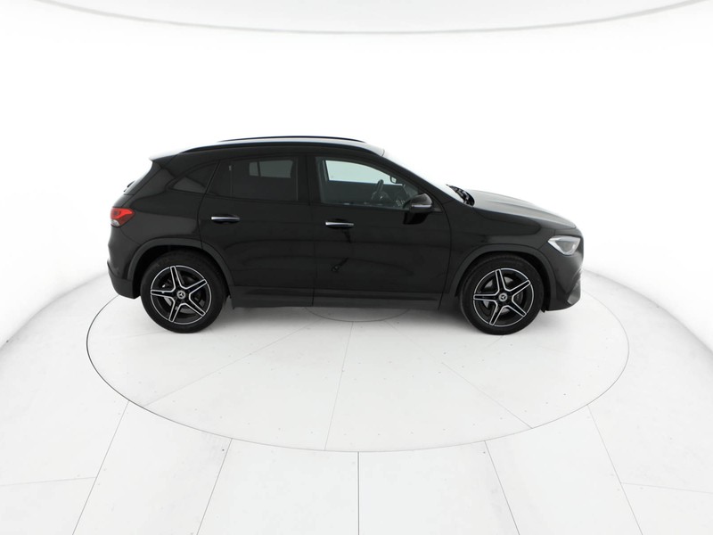 Mercedes GLA 200 d premium auto diesel nero