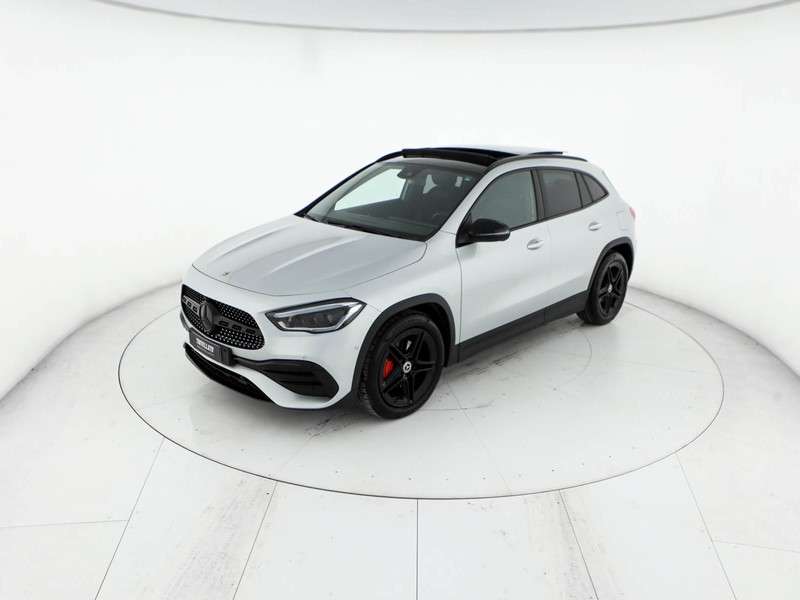 Mercedes GLA 200 d premium 4matic auto diesel argento